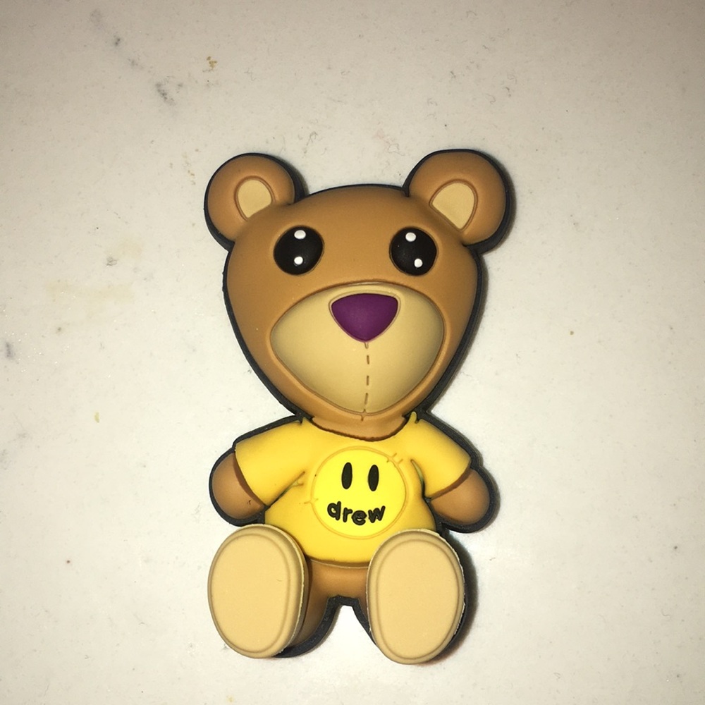 - Justin Bieber oversized Bear croc charm